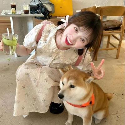 男生女生向前冲